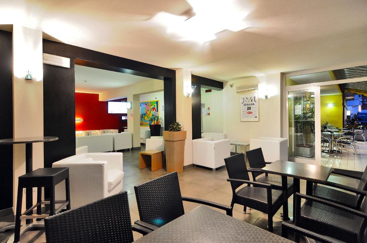 Hotel Nederland 3*